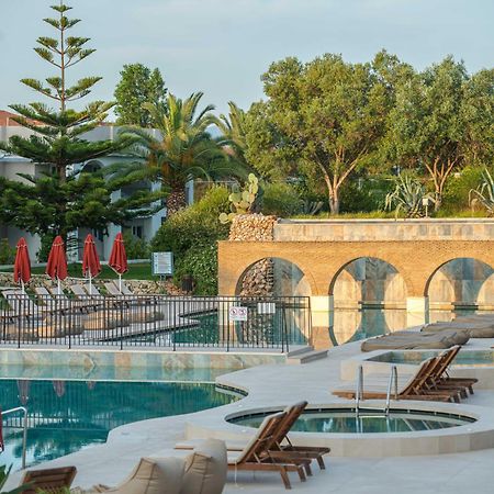 Bitzaro Grande Hotel & Suites Kalamaki  Luaran gambar