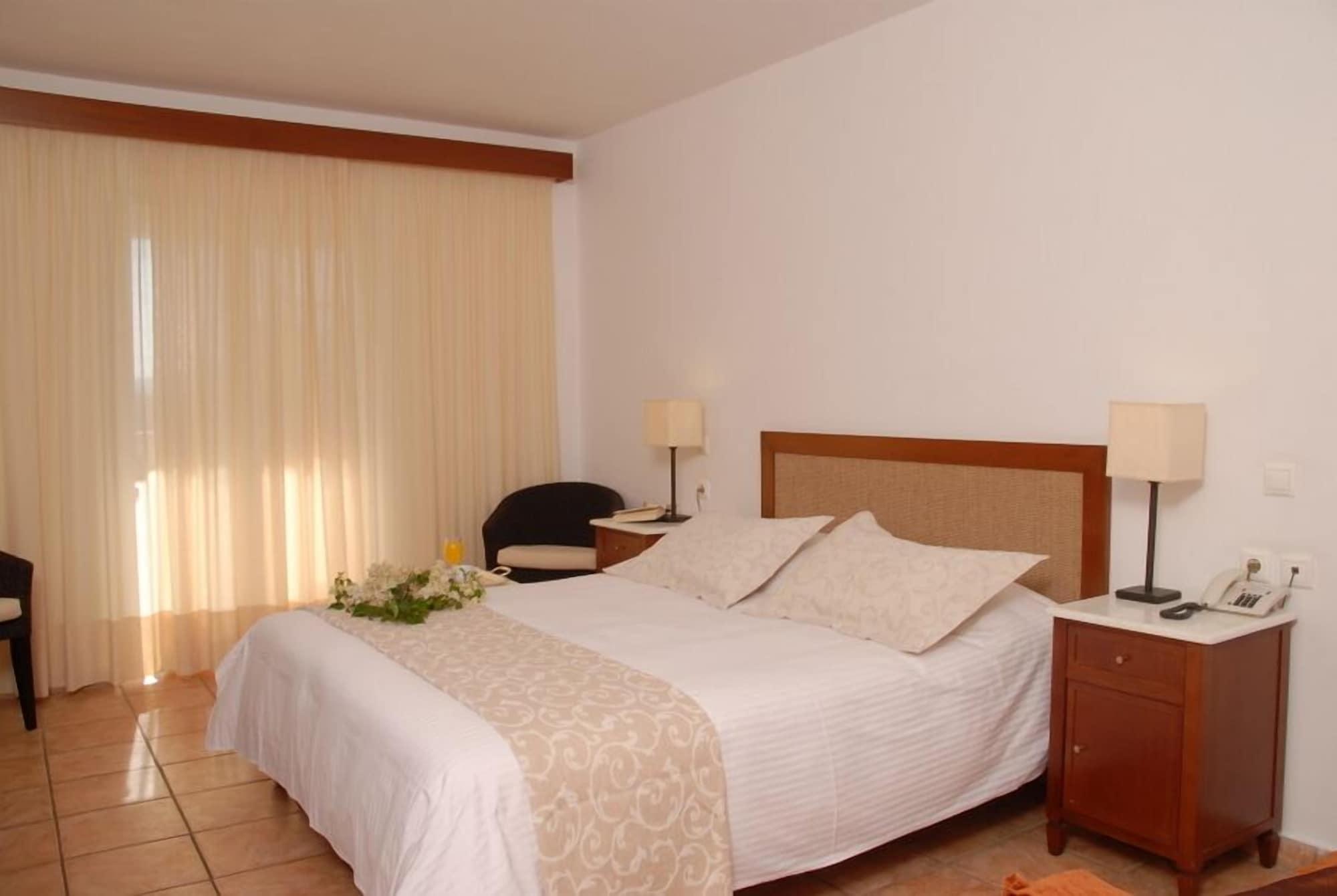 Bitzaro Grande Hotel & Suites Kalamaki  Luaran gambar