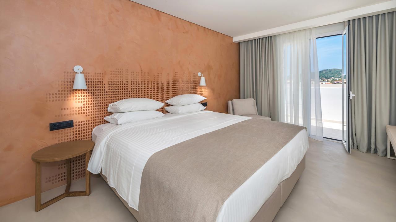 Bitzaro Grande Hotel & Suites Kalamaki  Luaran gambar